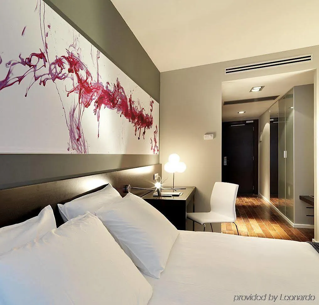 Ikonik Lex Hotell L'Hospitalet de Llobregat