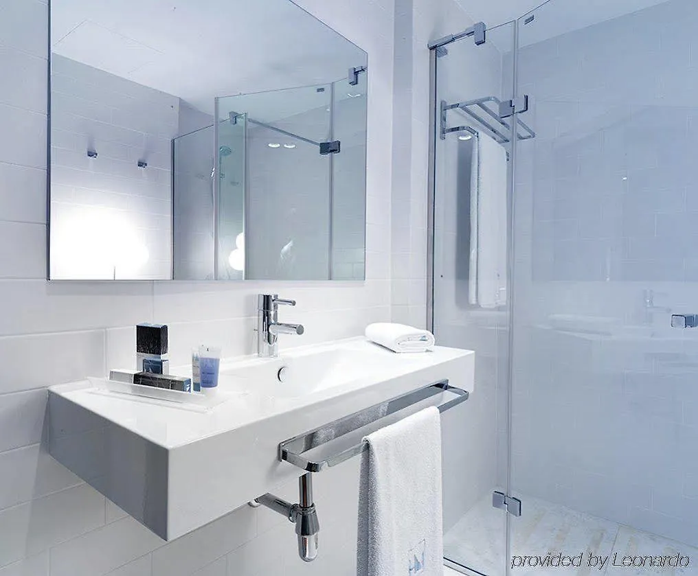 Ikonik Lex Hotell L'Hospitalet de Llobregat