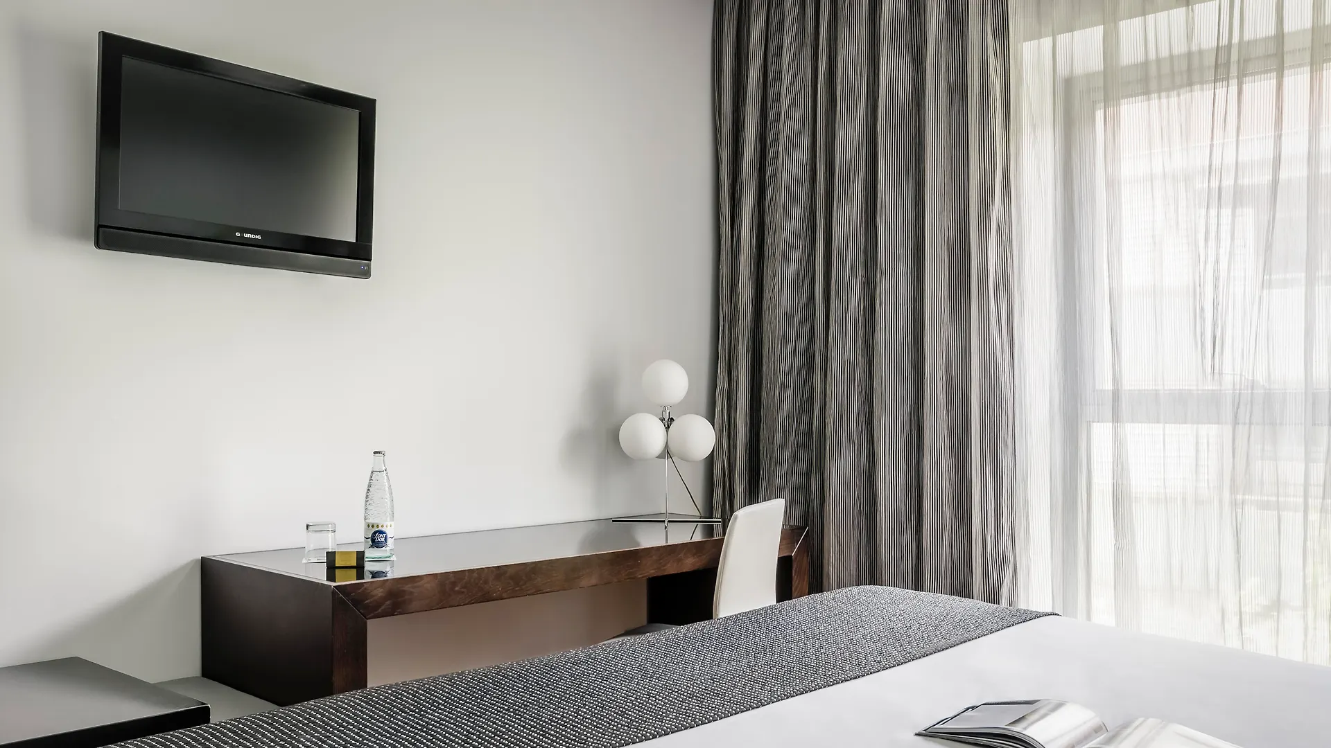Hotel Ikonik Lex L’Hospitalet de Llobregat 4*,